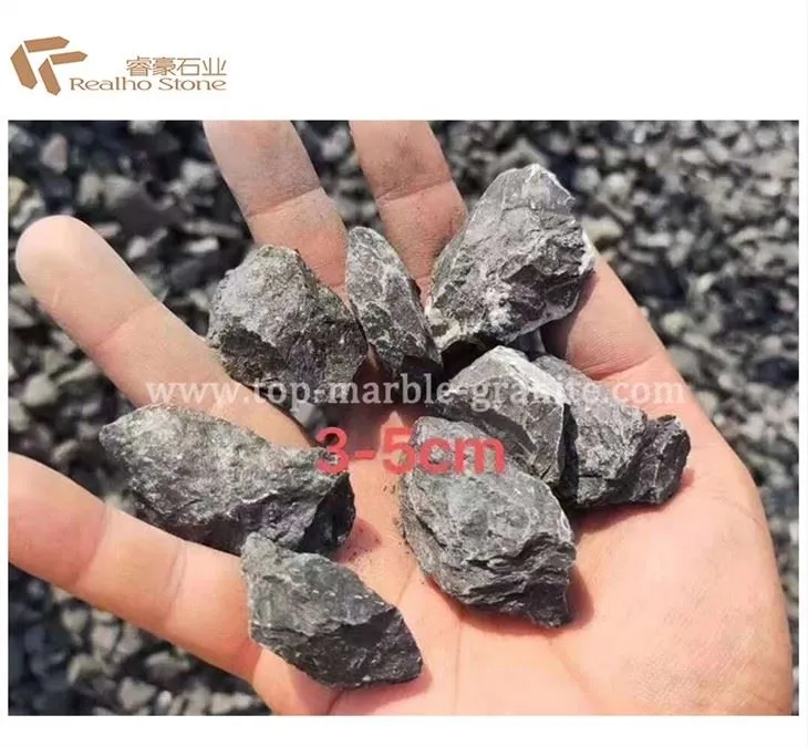 Black gravel stone